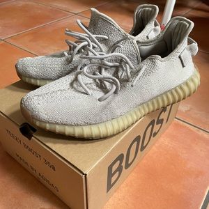 Adidas Yeezy Boost 350 V2 - Sesame